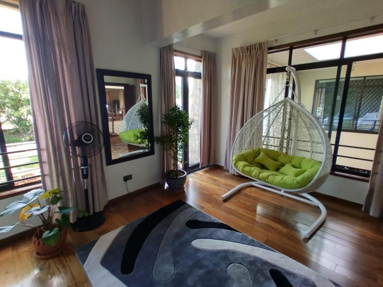 Florances Rest House Nairobi Exterior foto